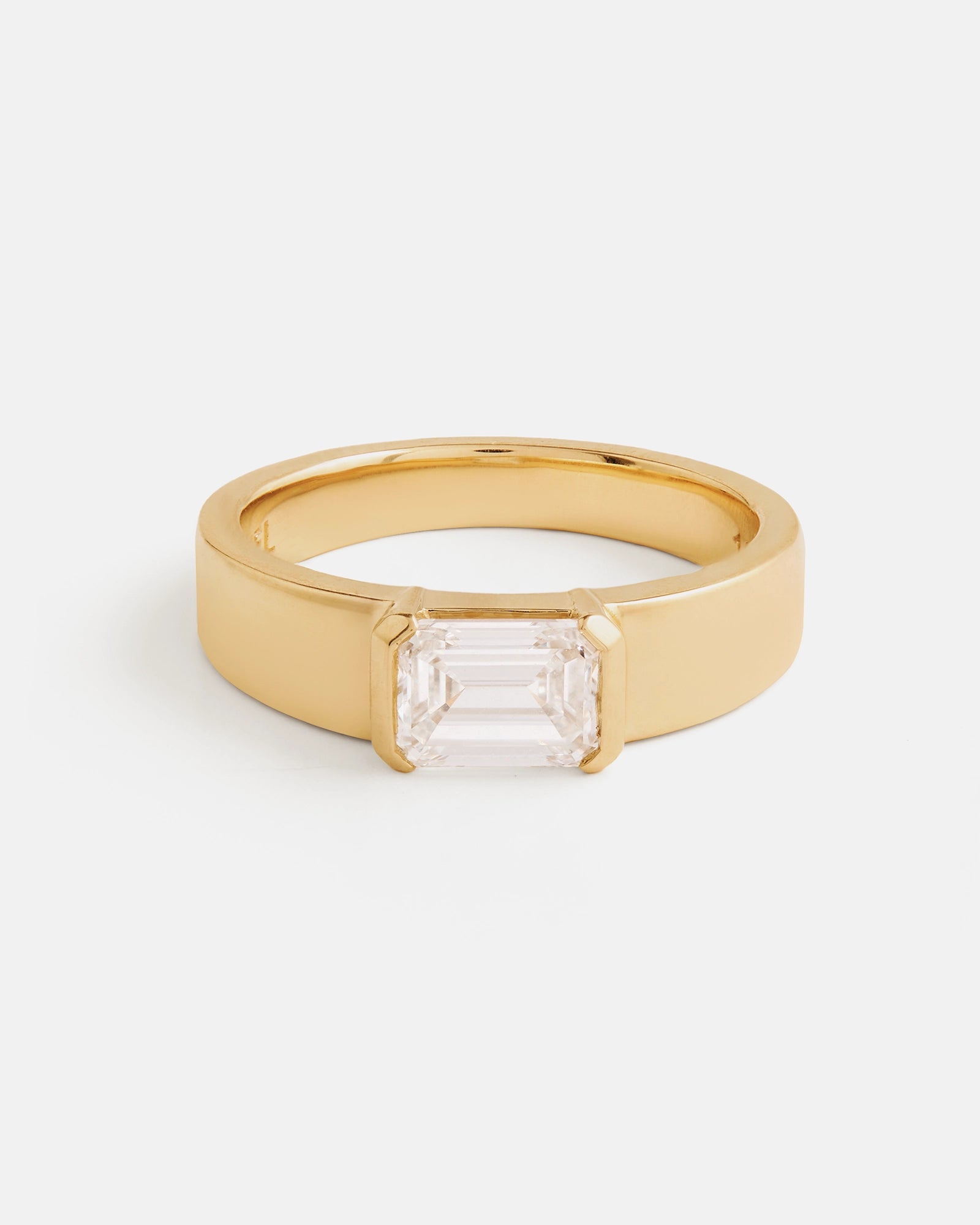Cigarillo Diamond Ring in 14K Yellow Gold