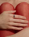 Bague Trillion Cluster en Or 14K Fairmined avec Saphirs Bleus