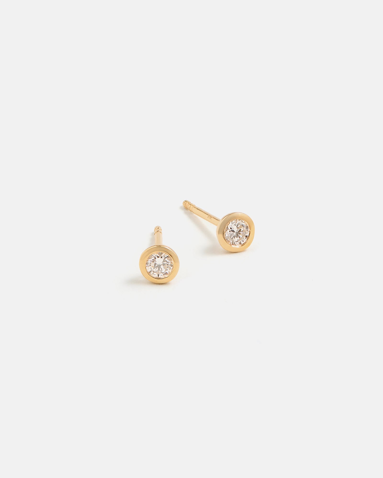 Origines Stud Earrings in 14k Gold with Ethical Birthstone