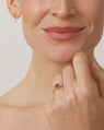 Bague Galatée Ronde en Or Jaune 14k avec Grenat Moyo framboise de Tanzanie