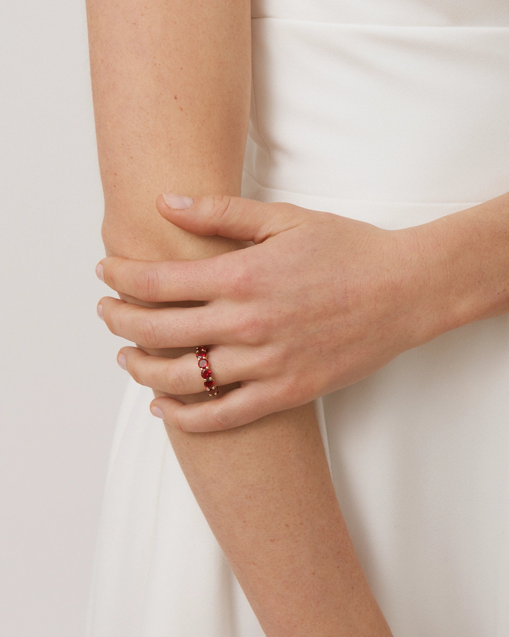 Bague Ysia en Or Jaune avec Grenats