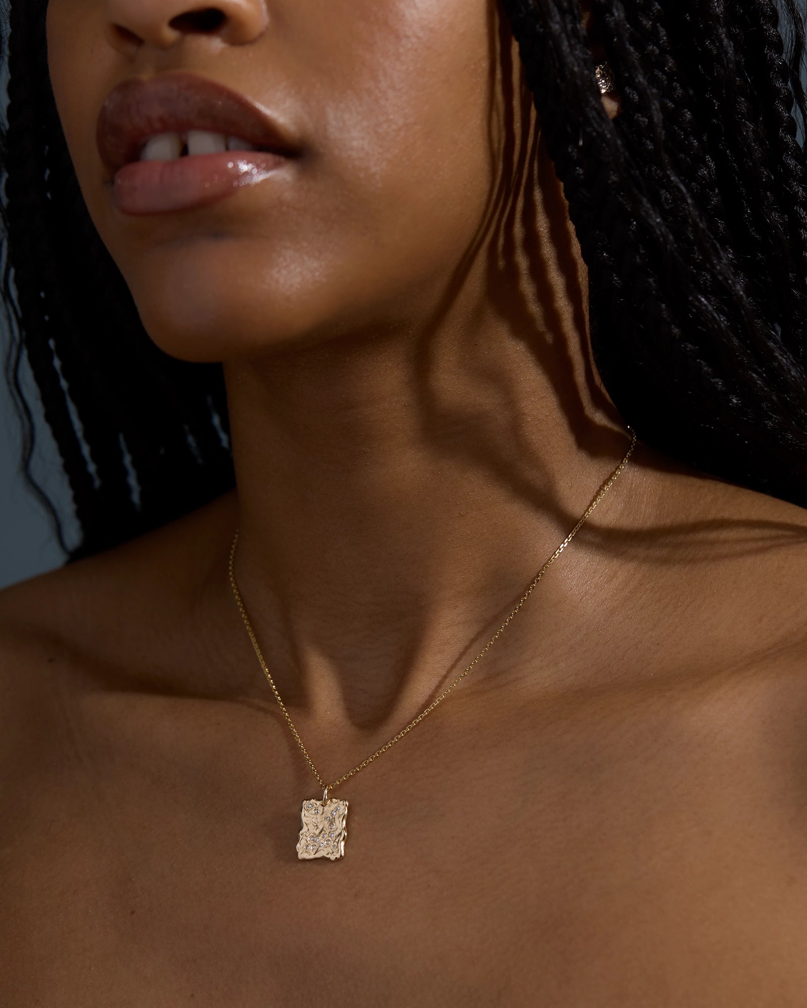 Pendentif Constellation Forge en Or Jaune 14k avec Diamants de Laboratoire