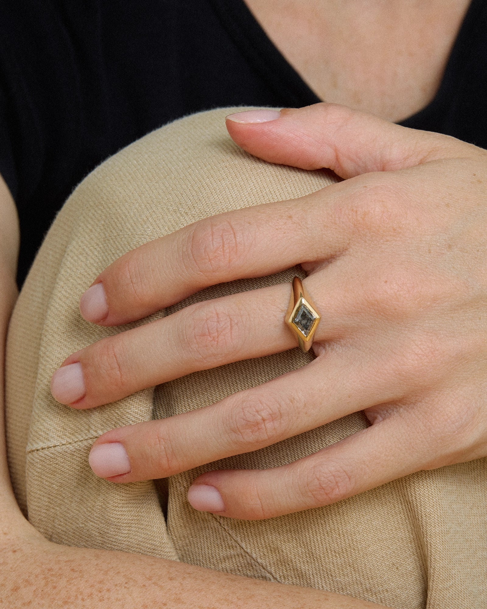 Signet Salt&Pepper Diamond Kite Ring in 18K Yellow Gold