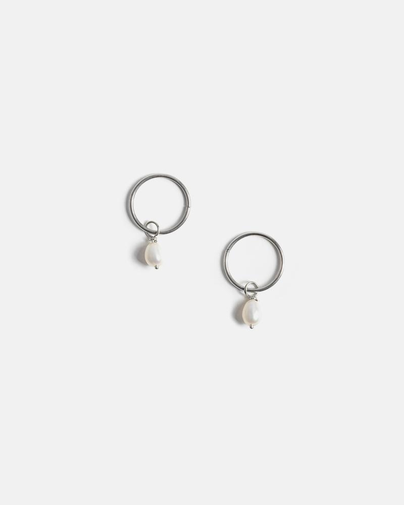 Mini Dormeuses en Or avec Perles