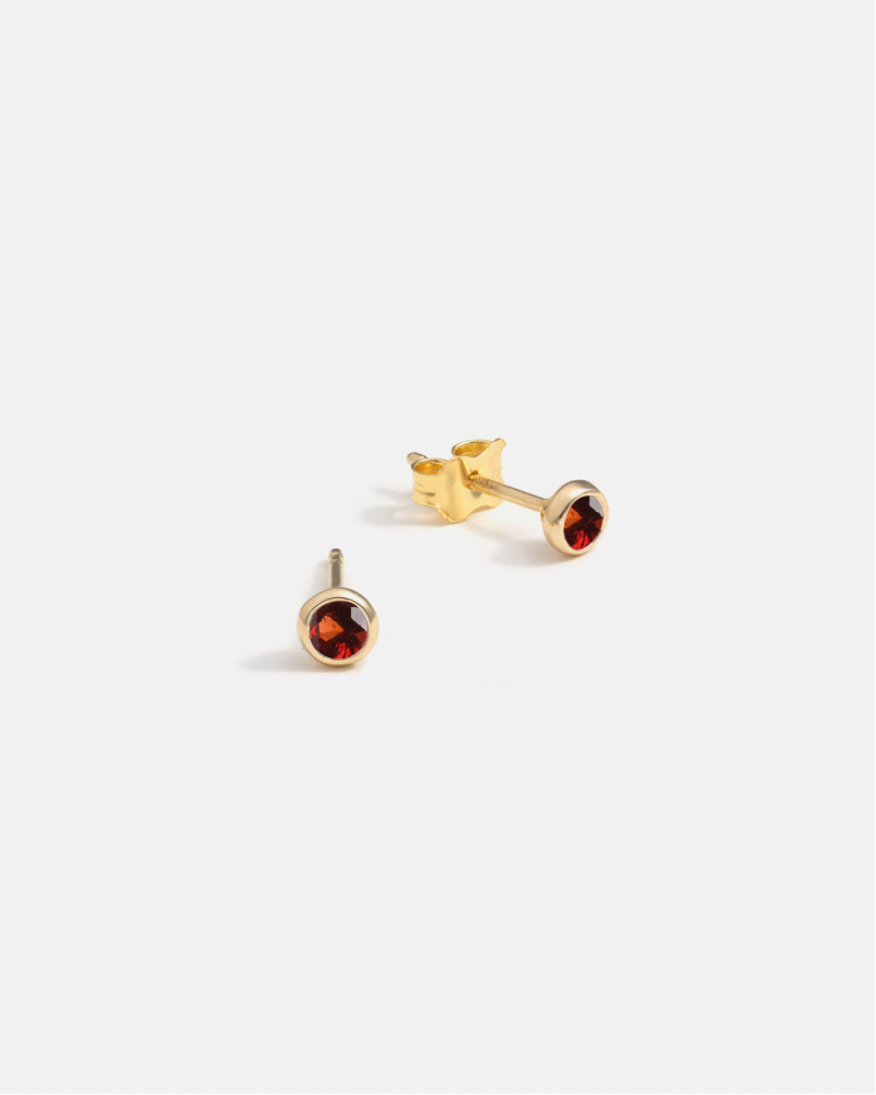 Clous d'oreilles Origines en Or 14k avec Pierre de Naissance Ethique