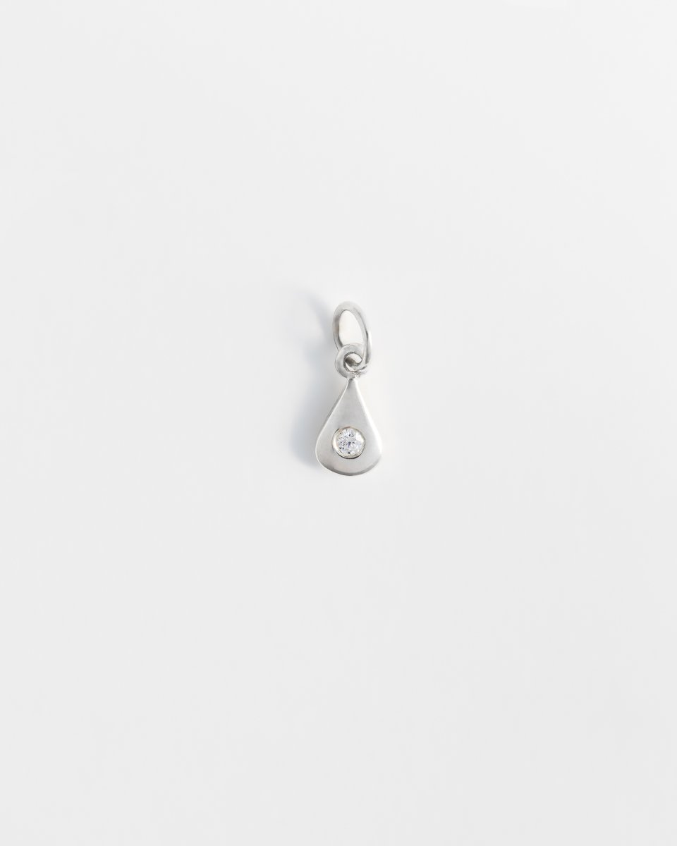 Drop Pendant in Silver & Diamond Solo