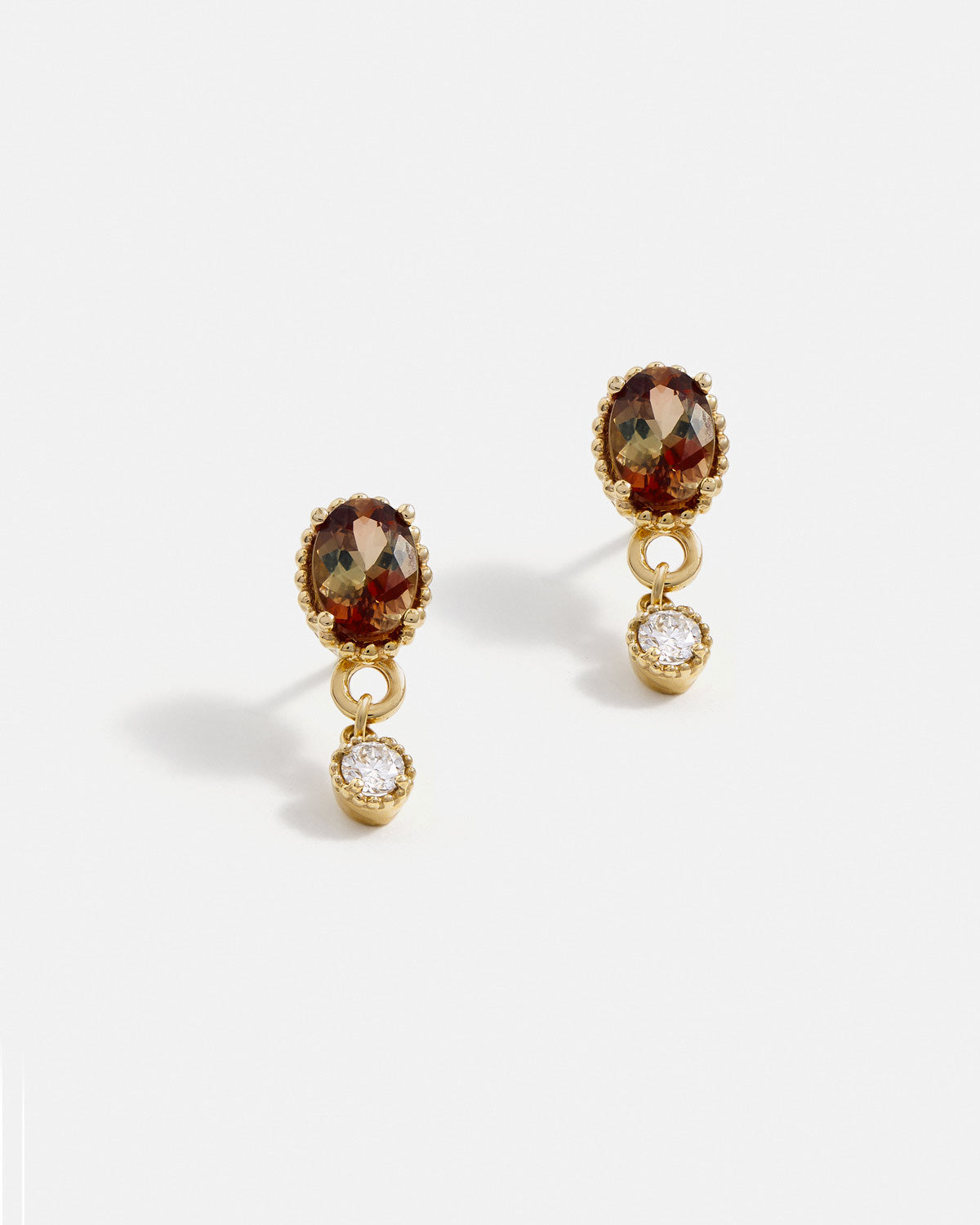 Boucles d'Oreilles Galatée en Or Jaune 14k avec Andalousites et Diamants de Laboratoire