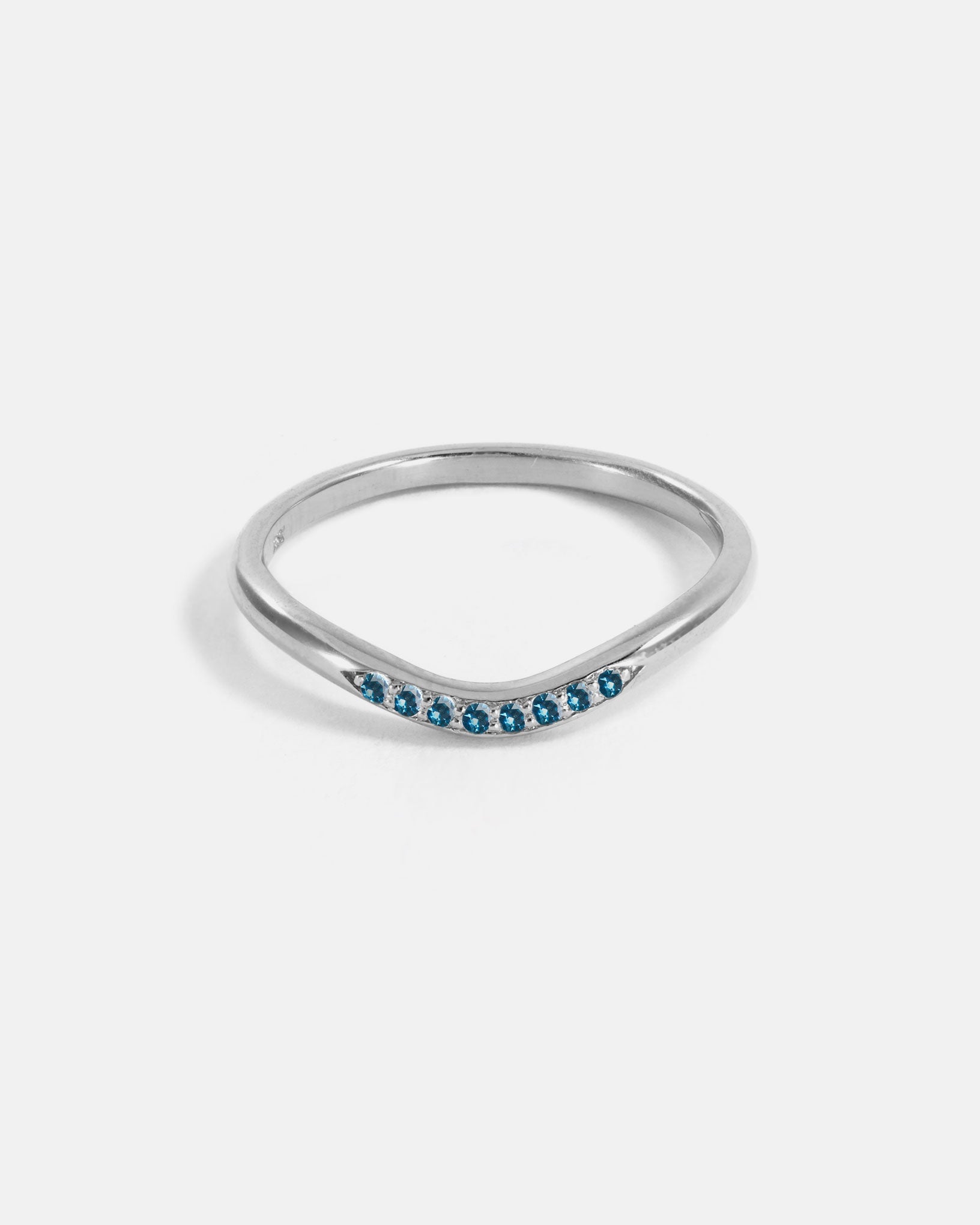 Alliance Stratura Vague en Or Blanc 14k avec Pierres de Naissance Éthiques