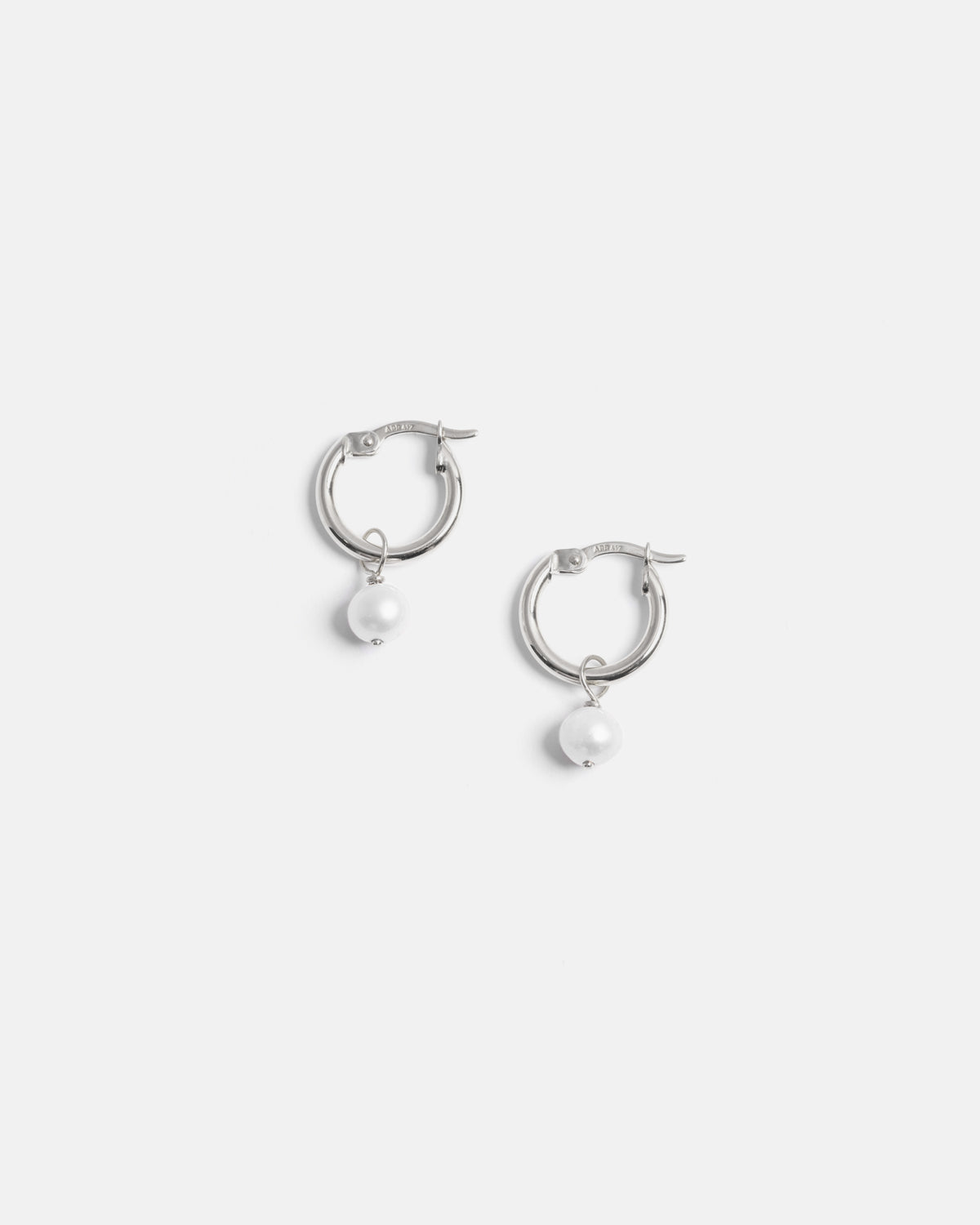 Pom-pom Hoops in Gold with White Pearls