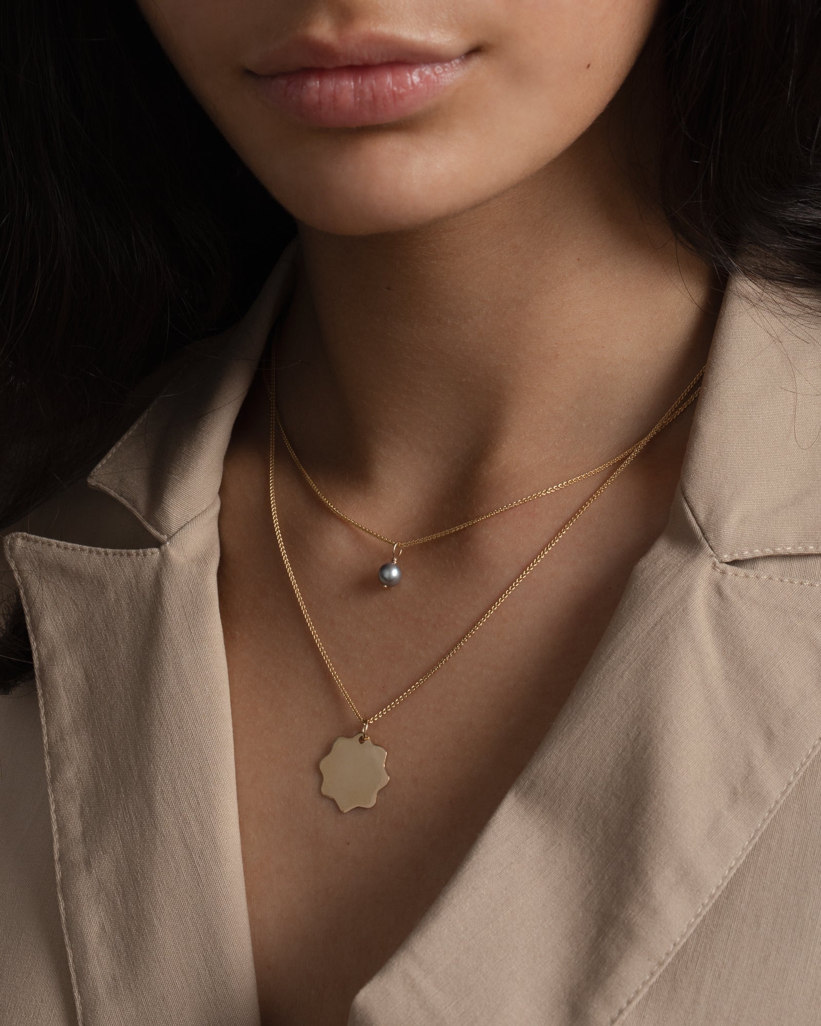 Pendentif Pom-pom en Or Jaune et Perle Grise